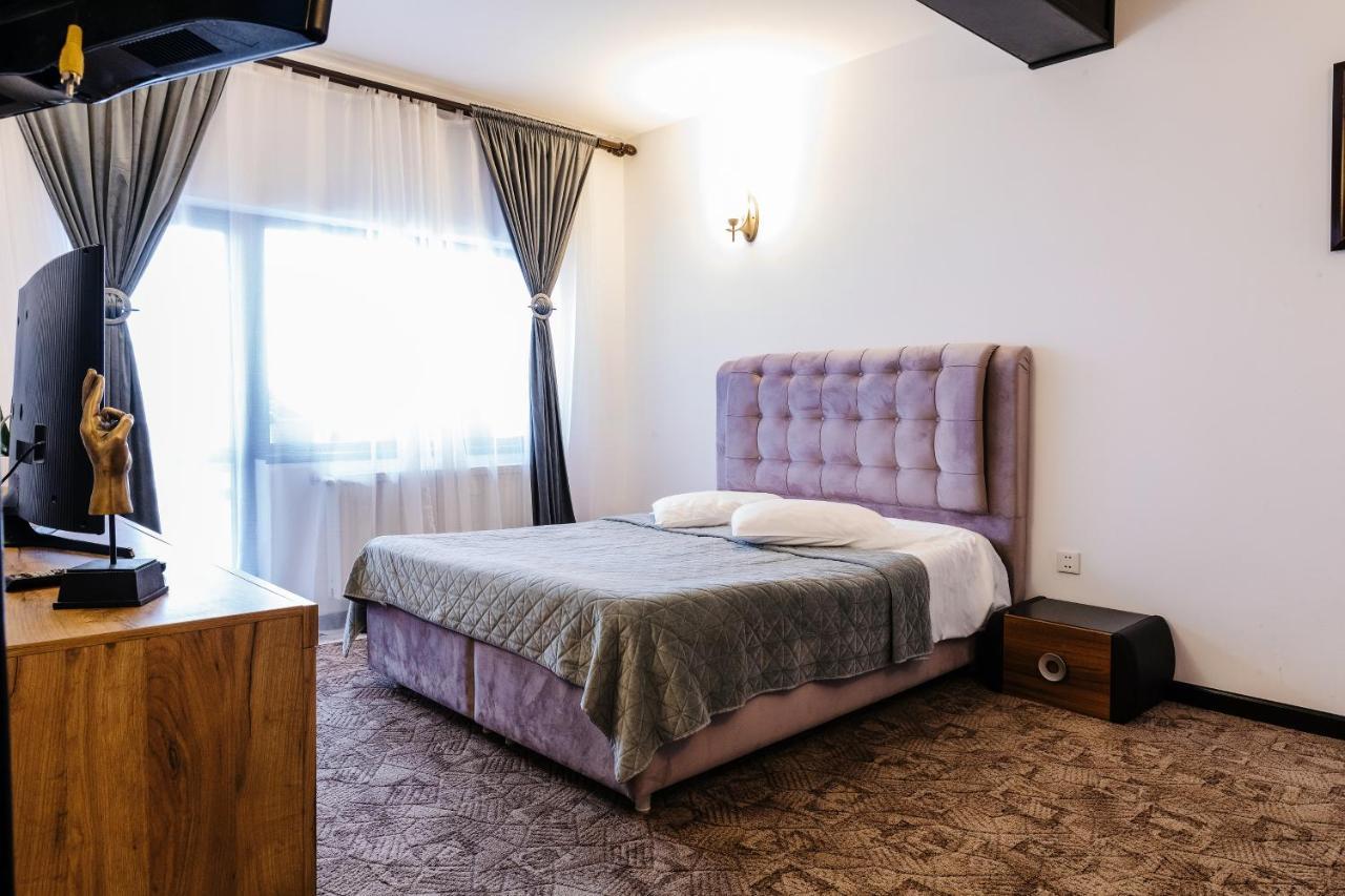 Contele Vladimir Hotel Bran  Bagian luar foto